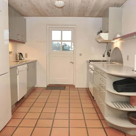 Dom wakacyjny 10748-ulfborg-kjaergaardvej-103 *